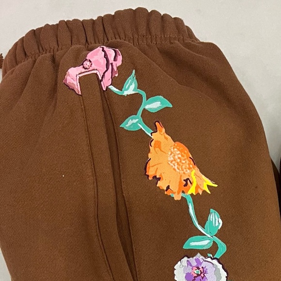 Taylor Swift acoustic piano flower sweatpants - Picture 3 of 3